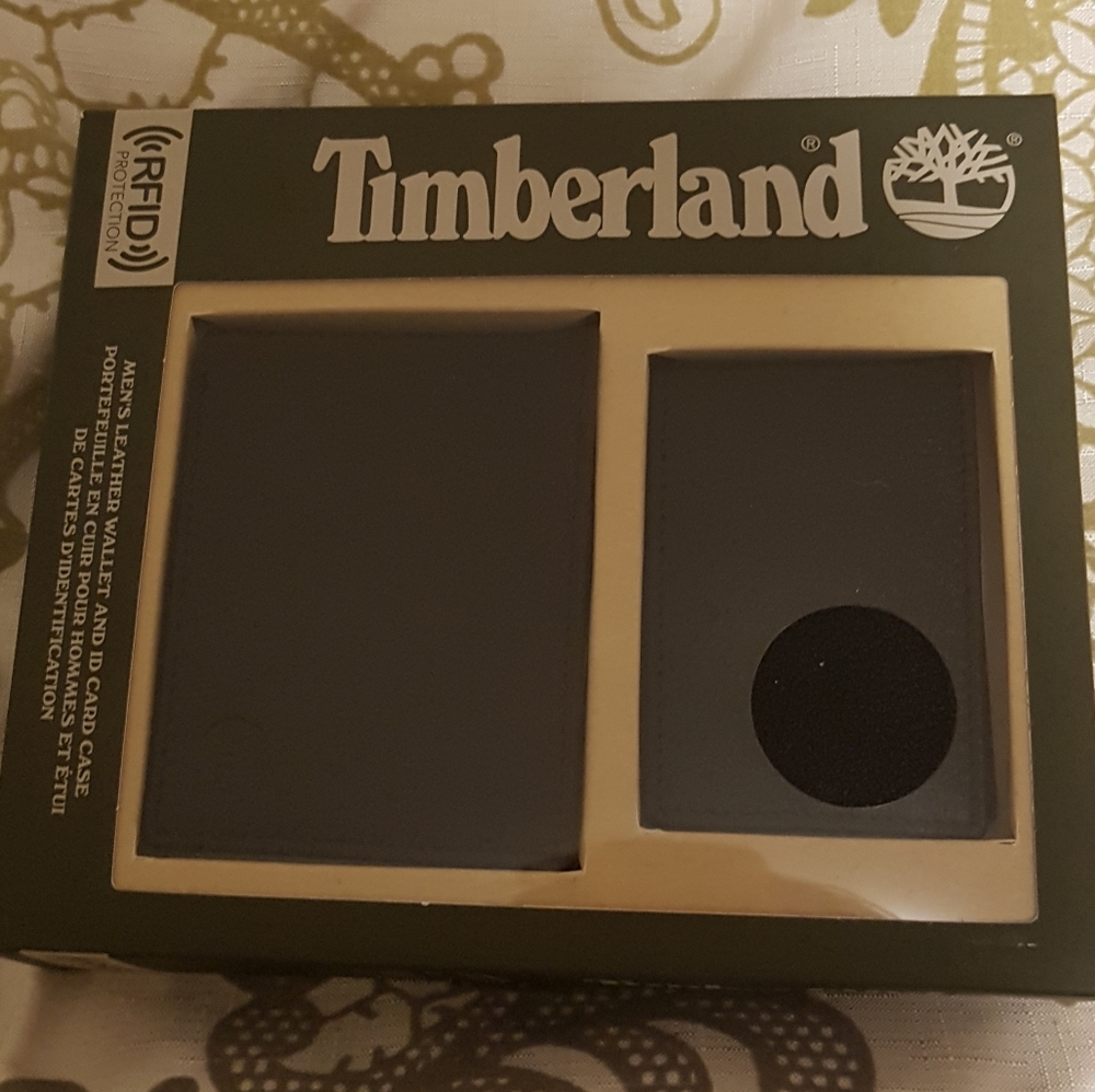 Timberland men's leather wallet and ID card case